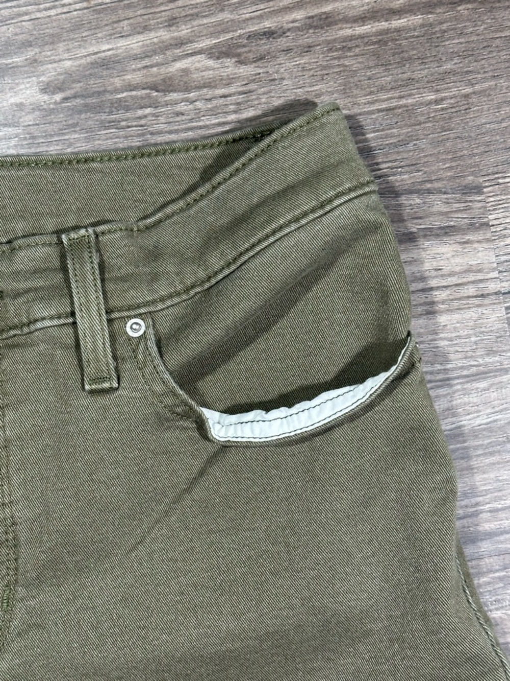 LEVI’S Olive Green 311 SHAPING SKINNY Stretch 5 Pocket Jeans 31 - Picture 6 of 13